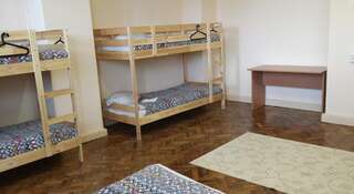 Фото номер Kirovsk.red Спальное место на двухъярусной кровати в общем номере для мужчин и женщин