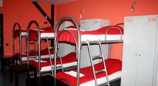 Гостиница Hostel City 57 Орёл Двухъярусная кровать в общем номере для мужчин-2