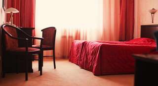 Гостиница Золотая Набережная Псков Улучшенный двухместный номер с 1 кроватью или 2 отдельными кроватями-5