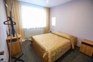 Гостиница Центральная Новосибирск Стандартный номер с кроватью размера -3