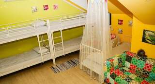 Гостиница Роял Хостел 905 Новосибирск Кровать в общей женской спальне на 9 человек-6