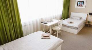 Гостиница Гостиница и Хостел Орда Улан-Удэ Стандартный двухместный номер с 2 отдельными кроватями-2