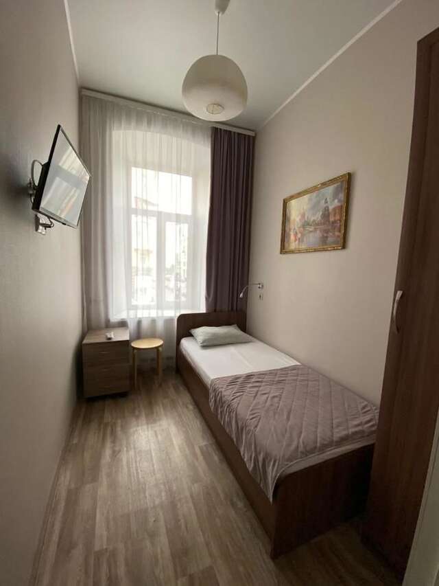 Гостиница Happy House Hostel Казань-38