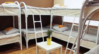 Фото номер Альфа Хостел Спальное место на двухъярусной кровати в общем номере для женщин
