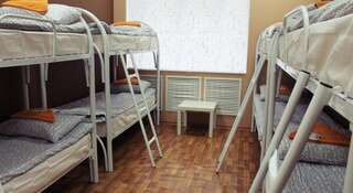 Фото номер Альфа Хостел Спальное место на двухъярусной кровати в общем номере для мужчин и женщин