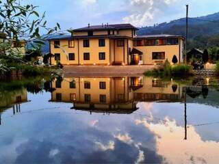 Гостиница Горное Озеро Даховская