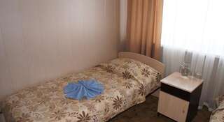 Гостиница Уют Плюс Петрозаводск Односпальная кровать в мужском общем номере-7