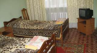 Фото номер  «Гостиный Дом» Двухместный номер эконом-класса с 2 отдельными кроватями