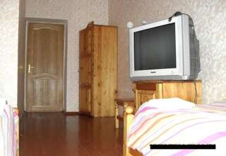 Фото номер Guest House Andreevshchina Бюджетный двухместный номер с 2 отдельными кроватями