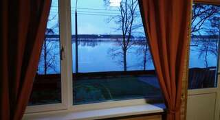 Фото номер Дом Отдыха Сокол Номер-студио с видом на озеро