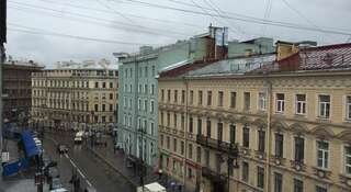 Гостиница Соло Адмиралтейская Санкт-Петербург Улучшенный двухместный номер и видом на город-9