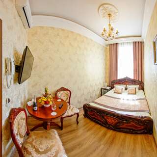 Гостиница Hotel Golden Palace Санкт-Петербург-1