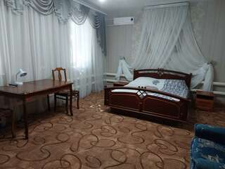 Гостиница Наташа Урюпинск