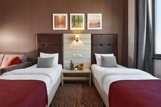 Отель Golden Tulip Краснодар Стандартный двухместный номер с 2 отдельными кроватями-4