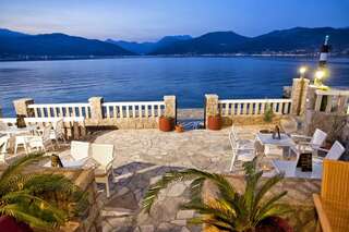 Гостевой дом Rooms & Apartments Kristina Romantica Тиват