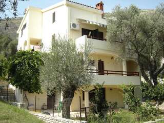 Апартаменты Gregovic Family Apartments Петровац