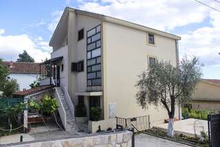 Апартаменты Apartments Vulovic Тиват