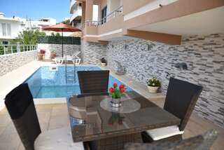 Апартаменты Guest House Evropa 2 Улцинь