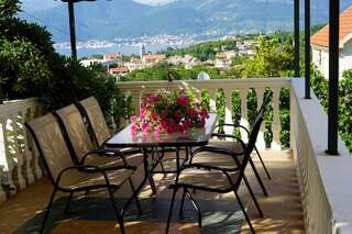 Апартаменты Apartments Bella Vista Тиват