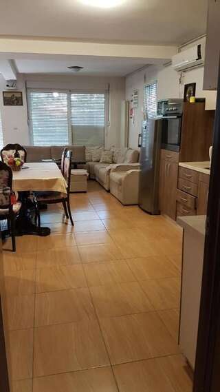 Апартаменты Apartmani Neda Bane Петровац