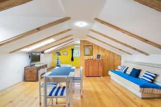 Апартаменты Zoky Cozy Attic Херцег-Нови