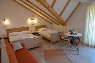 Апартаменты Max Колашин