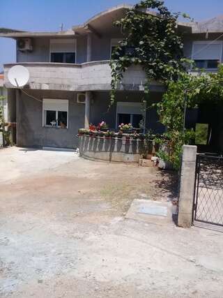 Апарт-отели RAR APARTMANI Бар