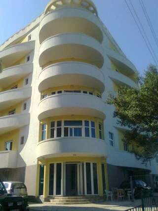 Апартаменты Galaxy Apartments Бар