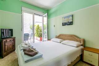 Апартаменты Lalovic apartmani-Lobelia Херцег-Нови