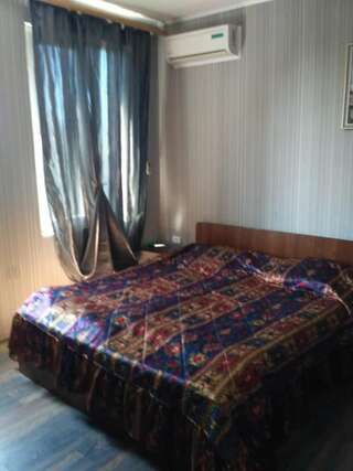 Гостевой дом Guest House on Kurortnaya 105 Gulrip'shi Стандартный трехместный номер-3