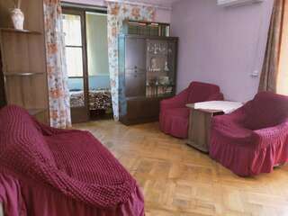 Апартаменты Квартира на Агрба 1 КВ 10 около моря Пицунда