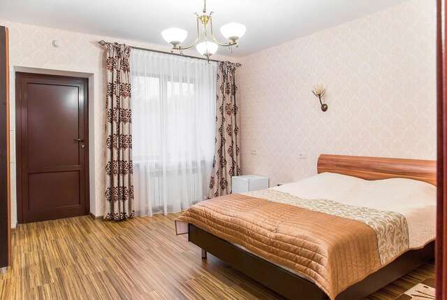 Загородные дома Villa Swan Lake Чурилово-30