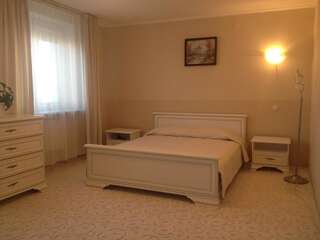 Гостиница Гостиницы Мухавец Pruzhany Апартаменты с 1 спальней-1