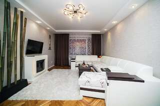 Апартаменты Apartment on Kolas Square Минск