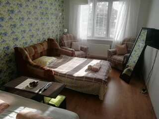 Фото Апартаменты Уютная квартира в новом доме город Боровляны (37)