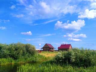 Дома для отпуска Домики на берегу озера Kirovo