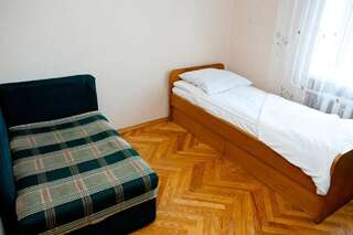 Фото номер Апартаменты на Ленина Апартаменты с 3 спальнями