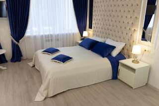 Отель Smart Business Hotel Пинск Номер Делюкс с кроватью размера «king-size»-6