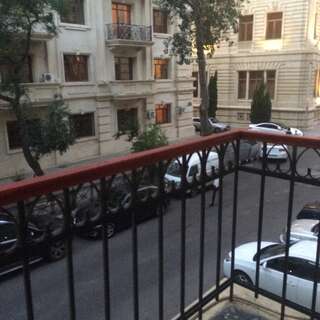 Апартаменты Azneft Square Apartment Баку