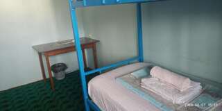 Хостелы Canal Hostel Шеки Спальное место на двухъярусной кровати в общем номере для мужчин и женщин-1