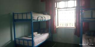 Хостелы Canal Hostel Шеки Спальное место на двухъярусной кровати в общем номере для мужчин и женщин-4