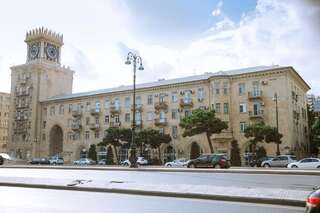 Апартаменты Clock Tower Apartment in Baku Баку