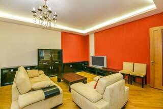 Апартаменты Red Apartment Vip City Center Баку