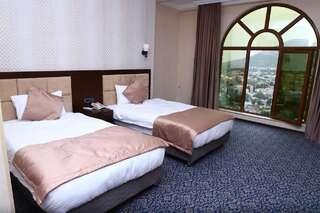 Отель Ruma Qala Hotel Шеки Стандартный двухместный номер с 2 двуспальными кроватями-10