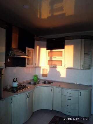 Проживание в семье Ali home Баку