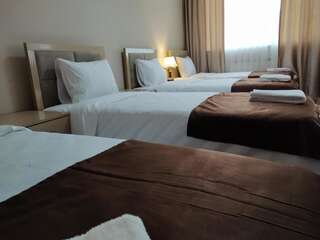 Отель Gold Hotel Quba Губа Апартаменты с 3 спальнями-1