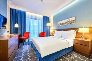 Отель Radisson Blu Hotel, Kyiv Podil City Centre Киев