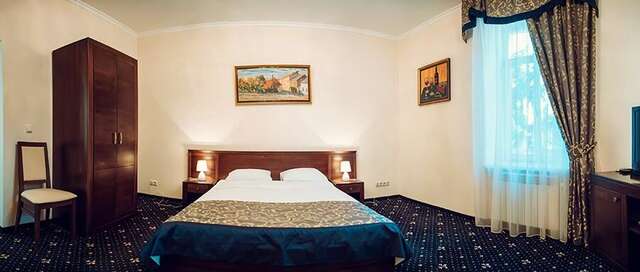 Отель Boutique Hotel Villa P Ужгород-13