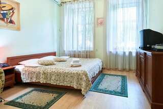 Апартаменты Home Hotel Apartments on Mykhailivska Square - Kiev Киев
