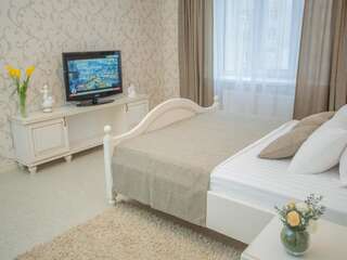 Апартаменты Luxury Apartments with Jacuzzi Сумы Апартаменты Делюкс-32